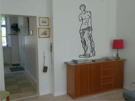 Statue Sticker